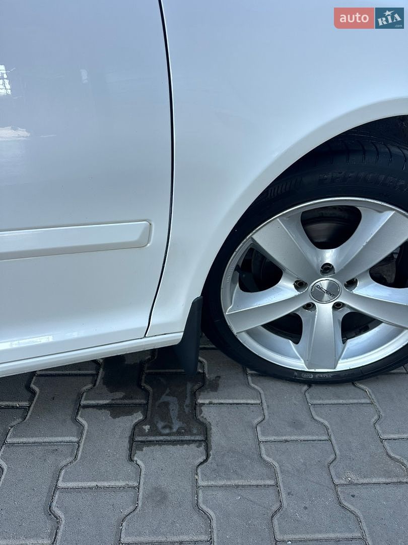Skoda Octavia 2009 VIN TMBCA61Z298010618 фото оголошення 10 з 16