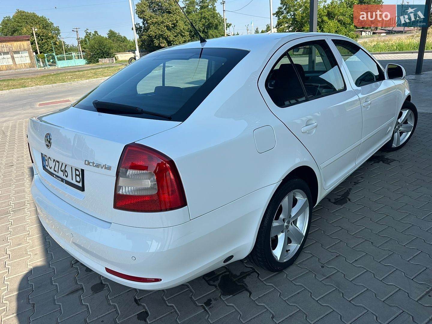 Skoda Octavia 2009 VIN TMBCA61Z298010618 фото оголошення 8 з 16
