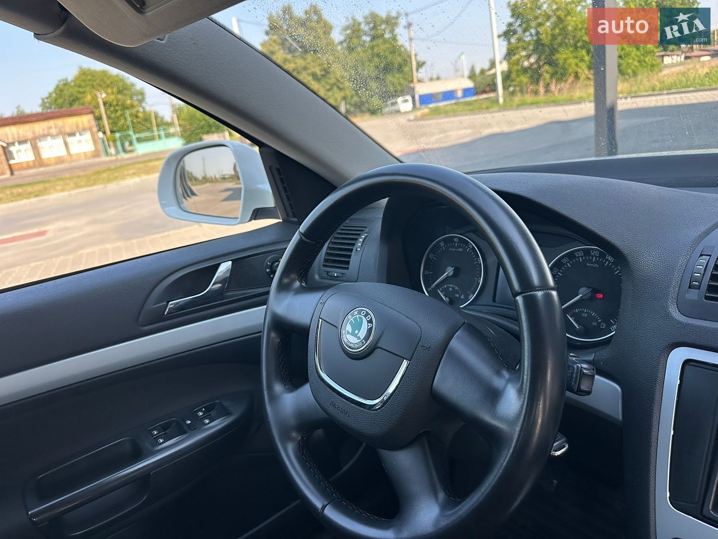 Skoda Octavia 2009 VIN TMBCA61Z298010618 фото оголошення 16 з 16