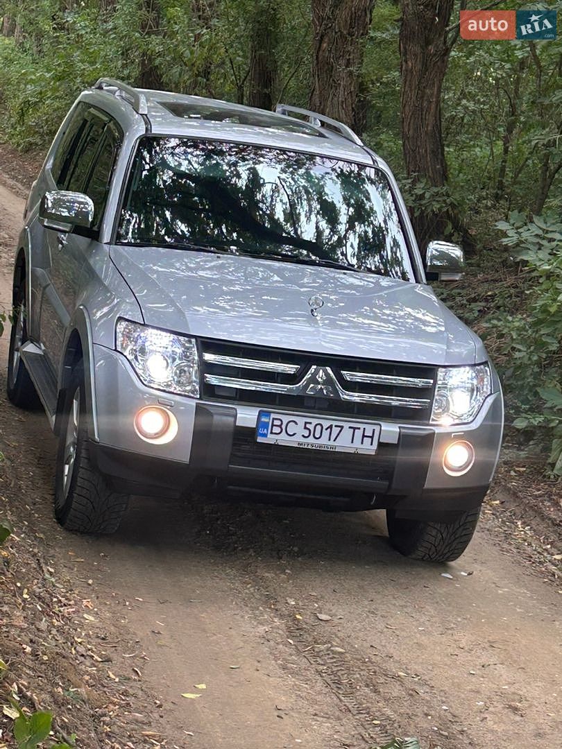Mitsubishi Pajero 2008 VIN JMYLRV93W8J712759 фото оголошення 45 з 48