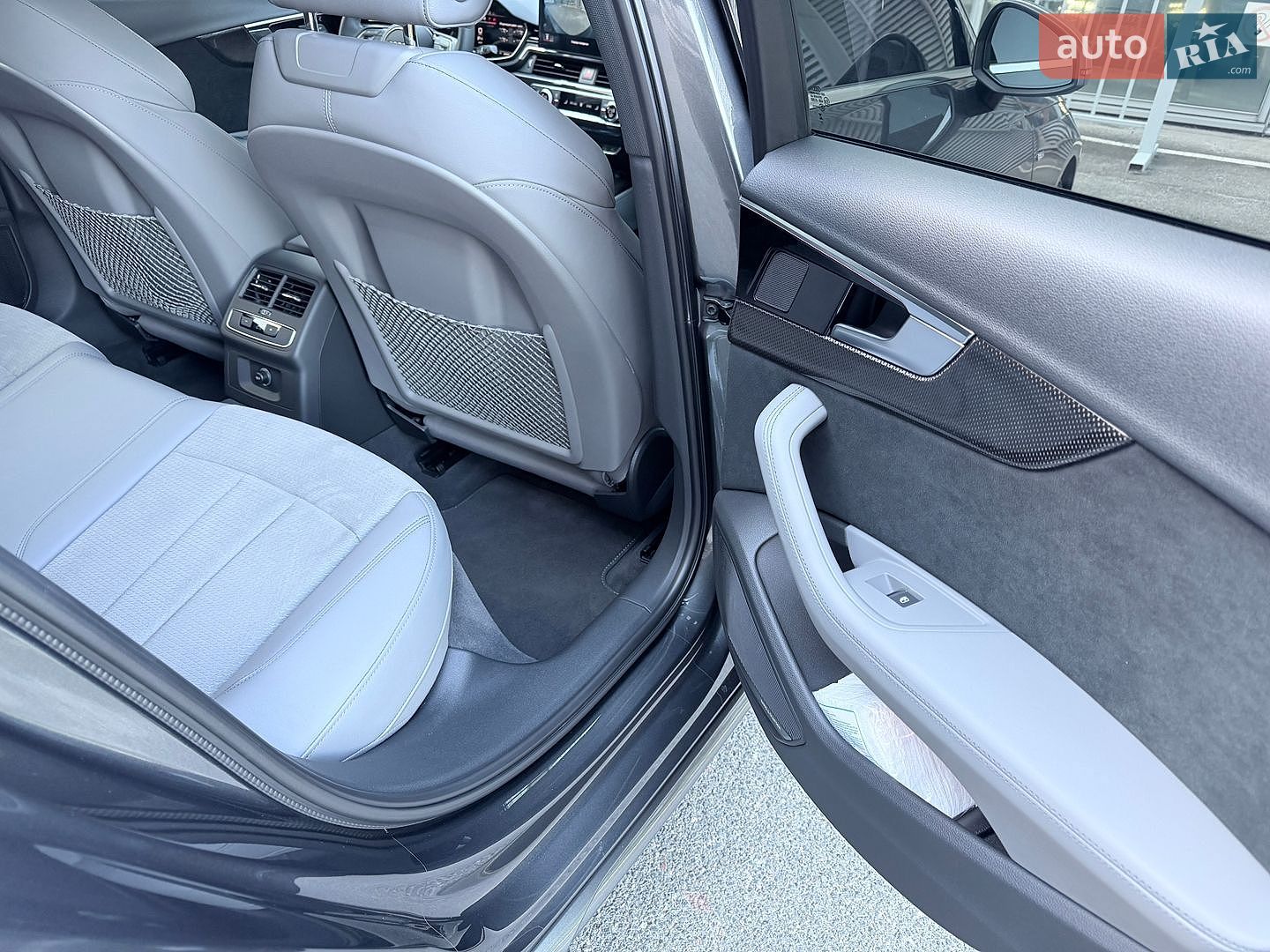 Audi A4 2023 VIN WAUZZZF40PN019380 фото оголошення 47 з 117