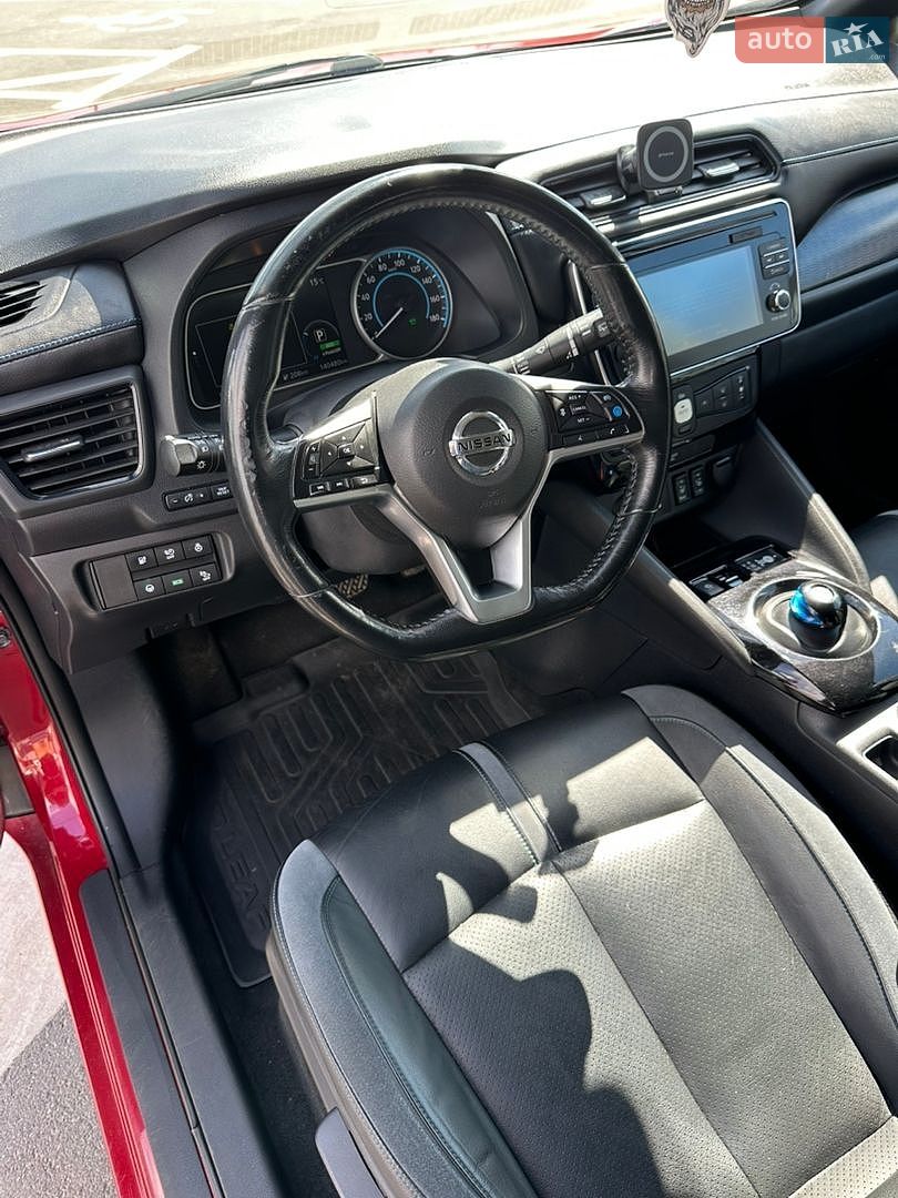 Nissan Leaf 2018 VIN SJNFAAZE1U0025379 фото оголошення 13 з 16