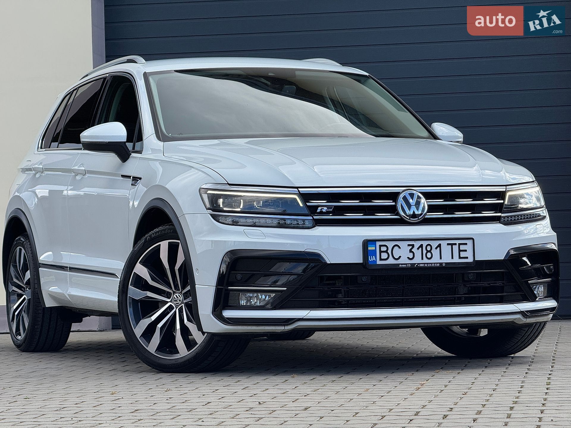 Volkswagen Tiguan 2019 VIN WVGZZZ5NZLW814441 фото оголошення 3 з 98
