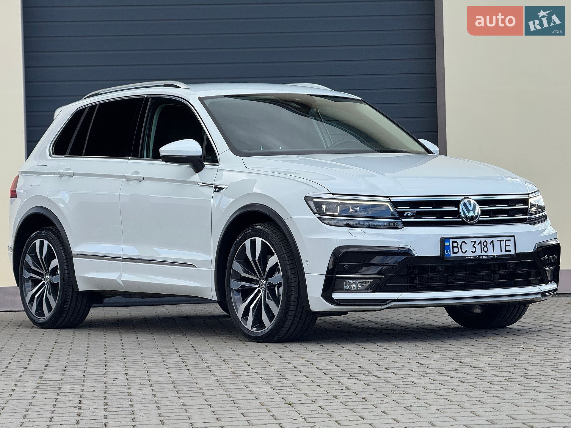 Volkswagen Tiguan 2019 VIN WVGZZZ5NZLW814441 фото оголошення 10 з 98