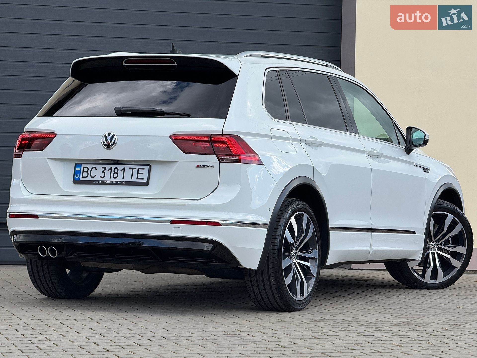 Volkswagen Tiguan 2019 VIN WVGZZZ5NZLW814441 фото оголошення 14 з 98