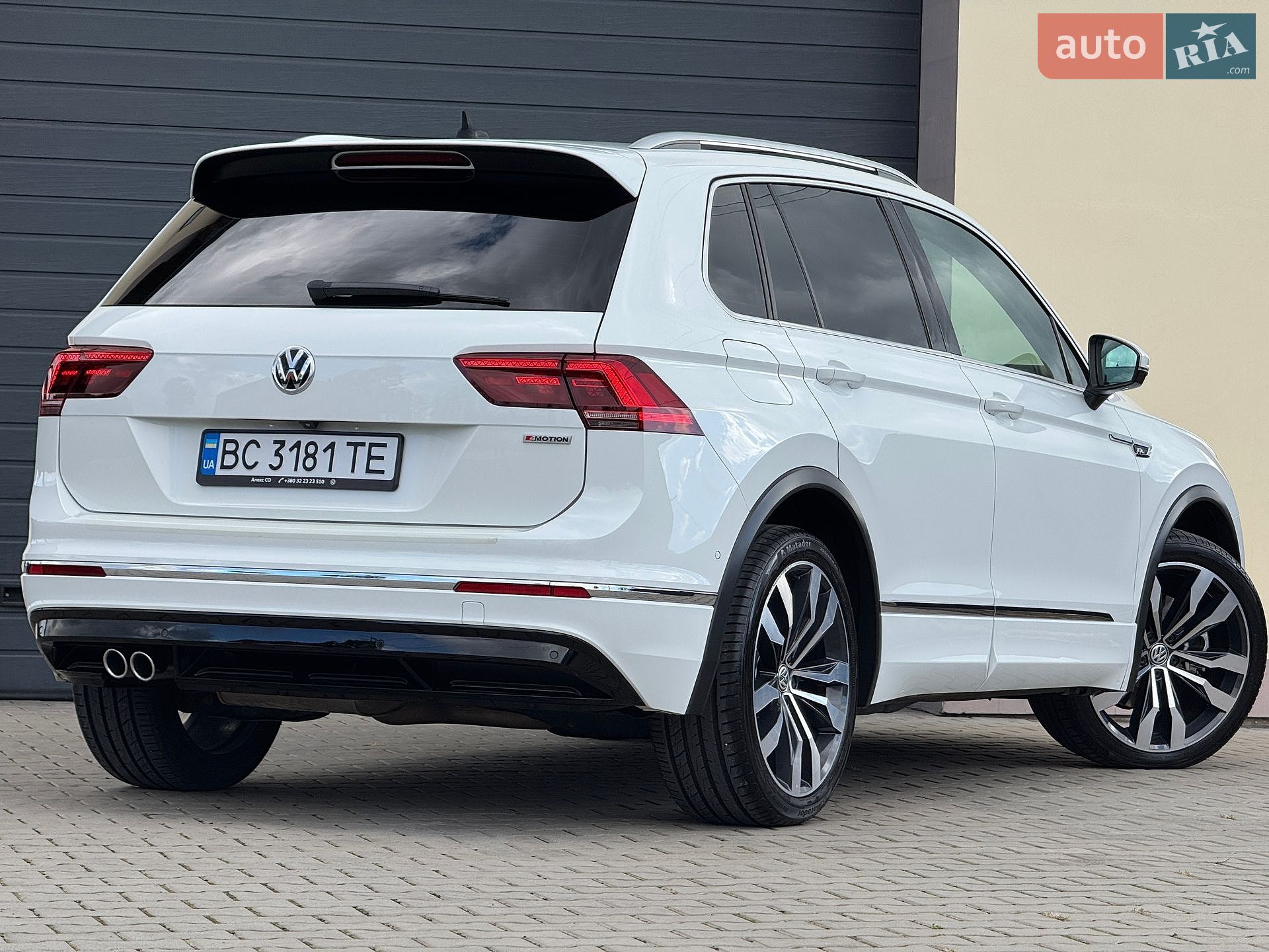 Volkswagen Tiguan 2019 VIN WVGZZZ5NZLW814441 фото оголошення 15 з 98