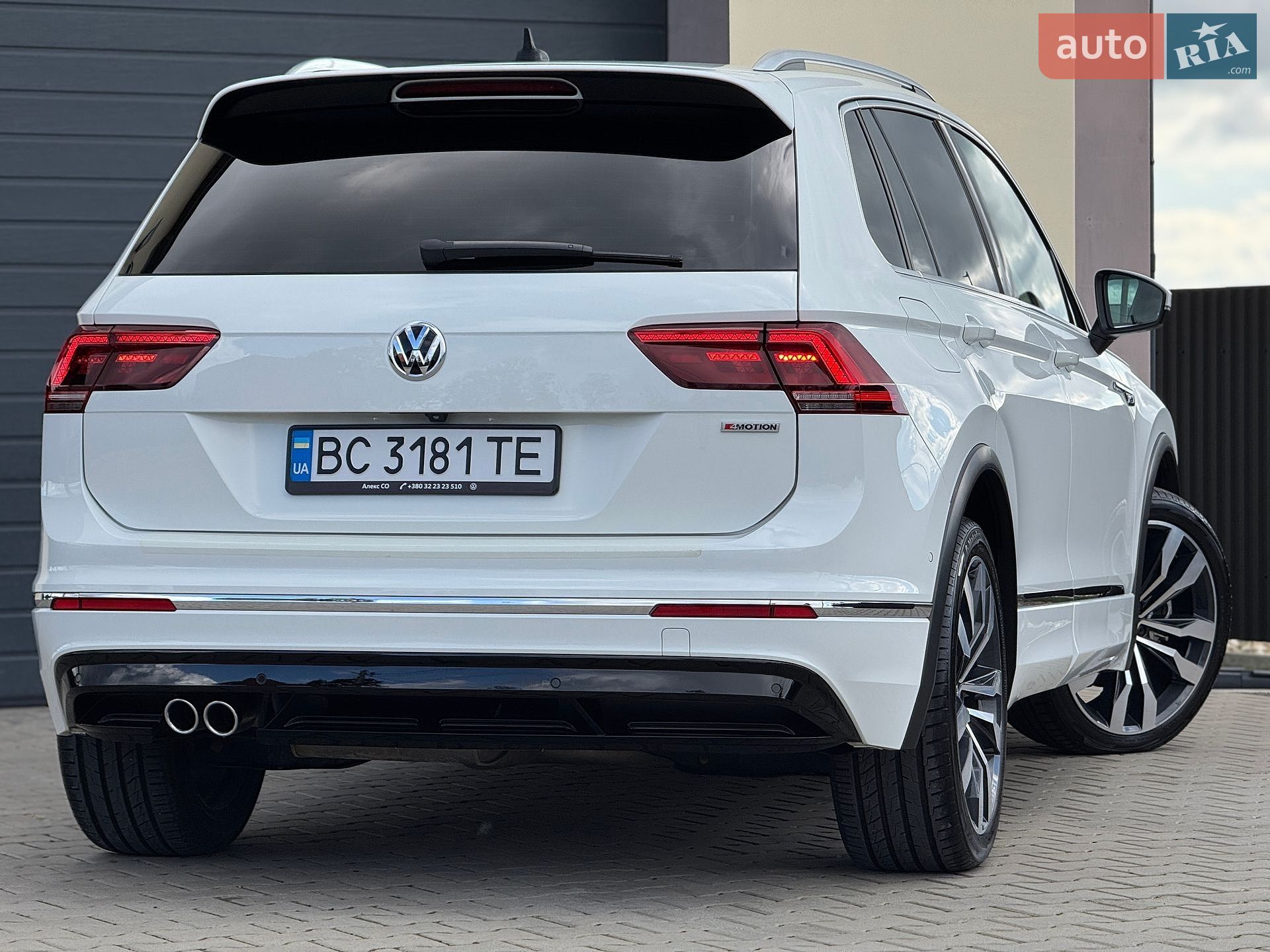 Volkswagen Tiguan 2019 VIN WVGZZZ5NZLW814441 фото оголошення 27 з 98