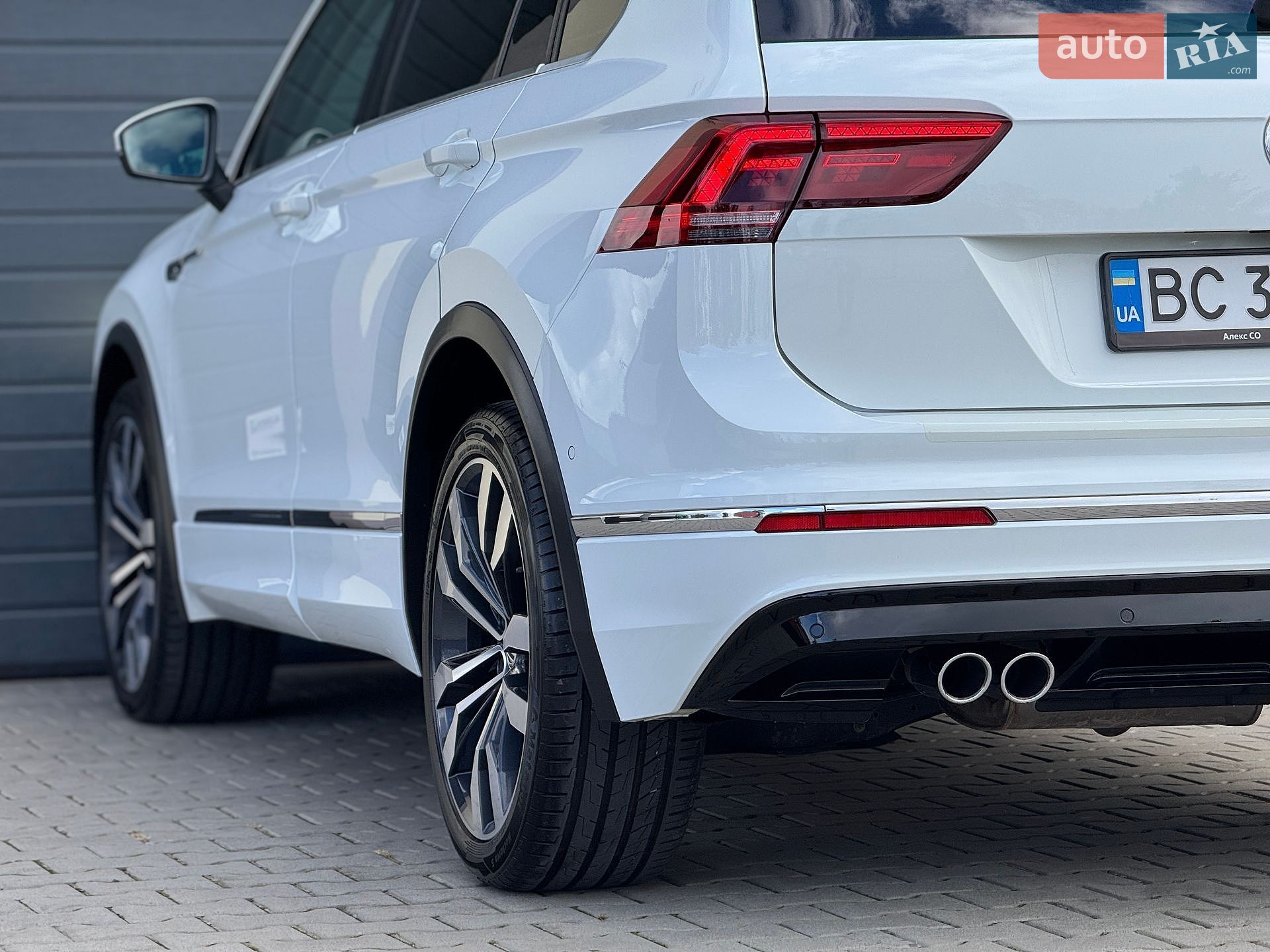 Volkswagen Tiguan 2019 VIN WVGZZZ5NZLW814441 фото оголошення 23 з 98