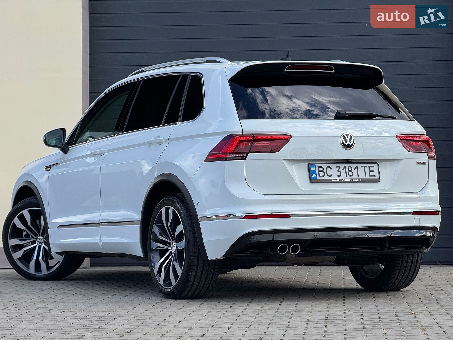 Volkswagen Tiguan 2019 VIN WVGZZZ5NZLW814441 фото оголошення 44 з 131