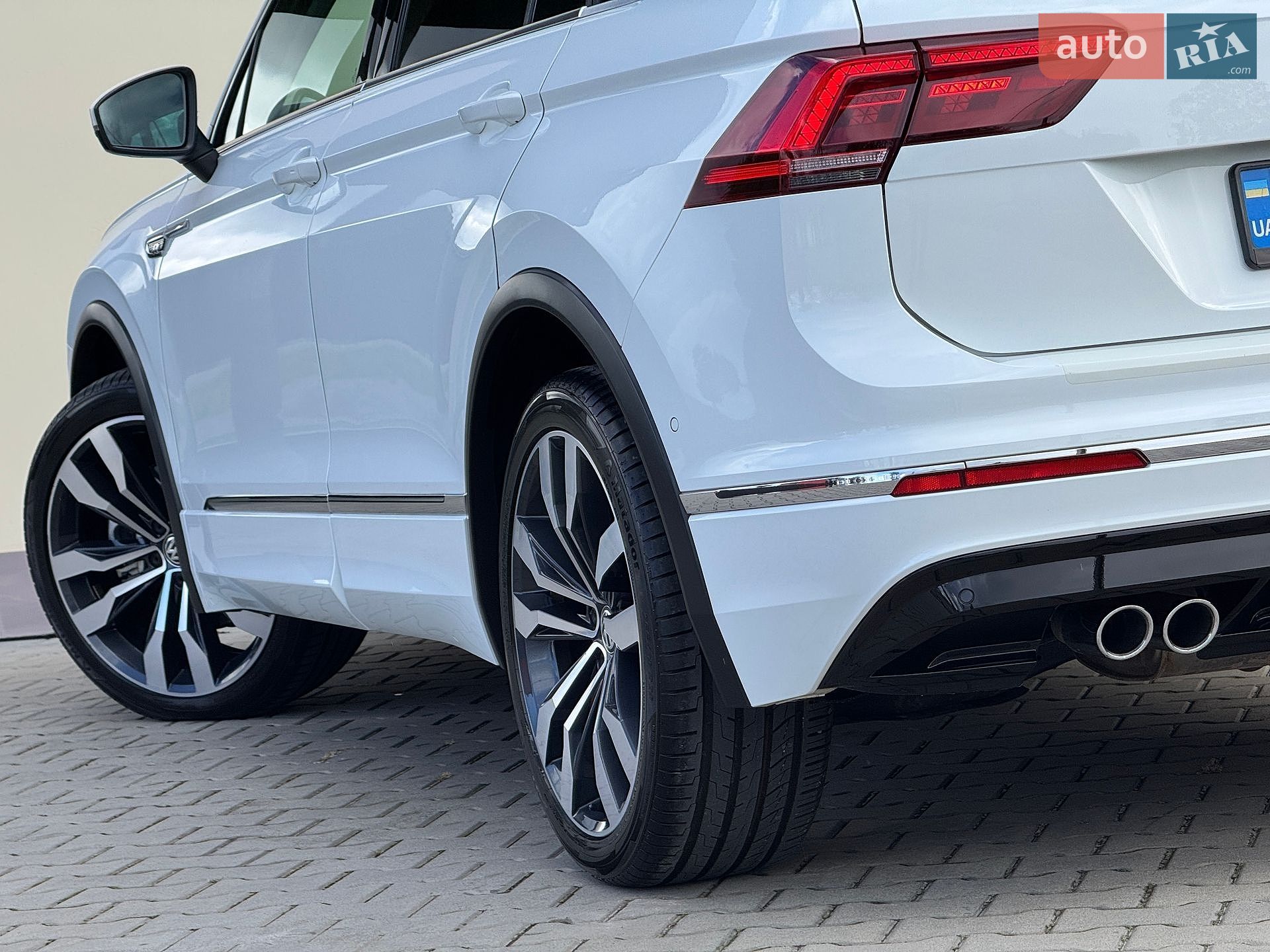 Volkswagen Tiguan 2019 VIN WVGZZZ5NZLW814441 фото оголошення 21 з 98