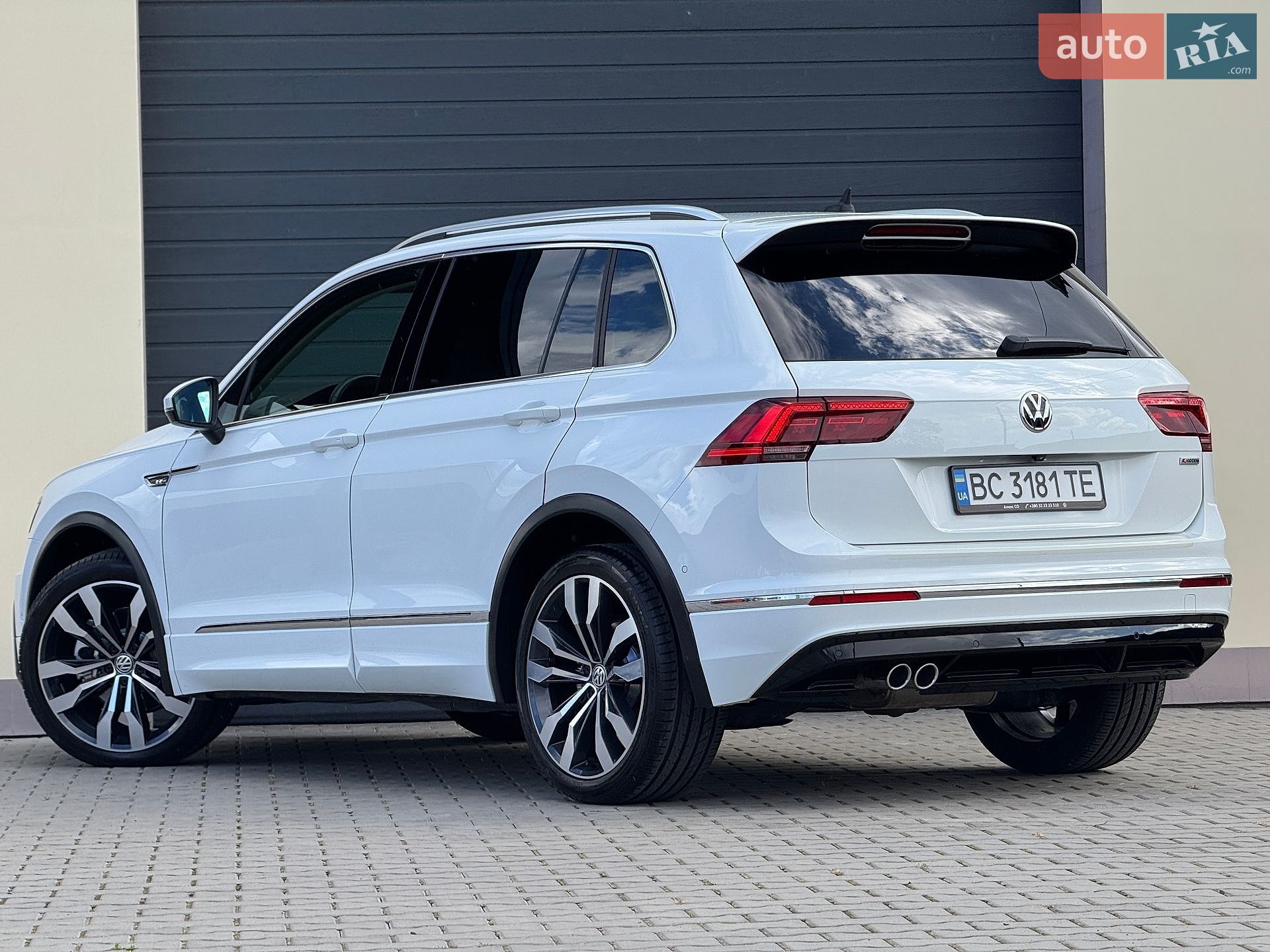 Volkswagen Tiguan 2019 VIN WVGZZZ5NZLW814441 фото оголошення 48 з 131