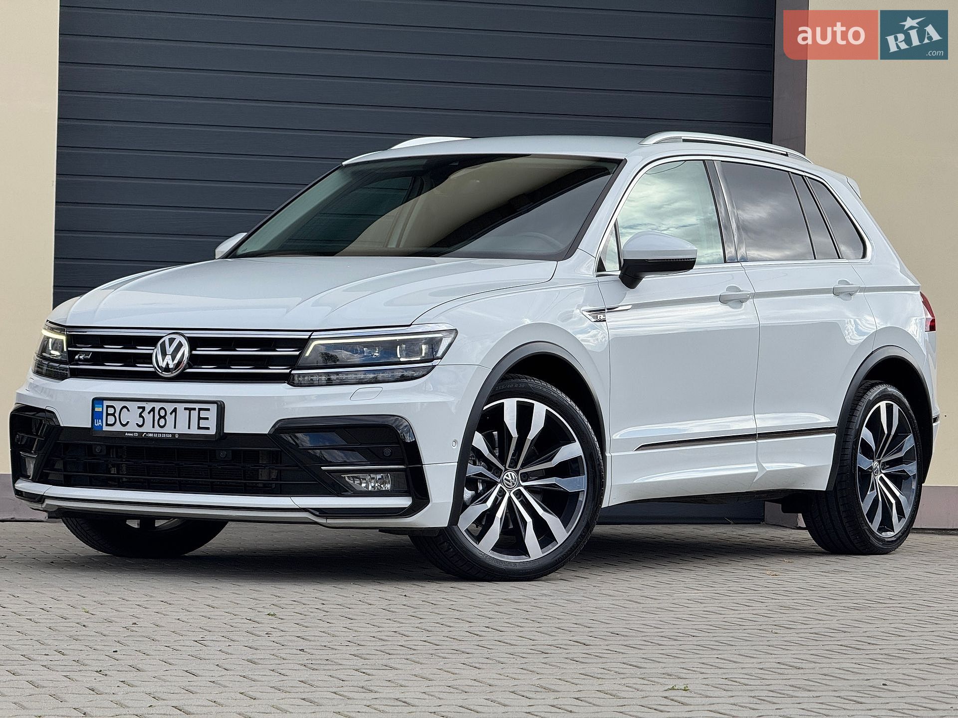 Volkswagen Tiguan 2019 VIN WVGZZZ5NZLW814441 фото оголошення 48 з 98