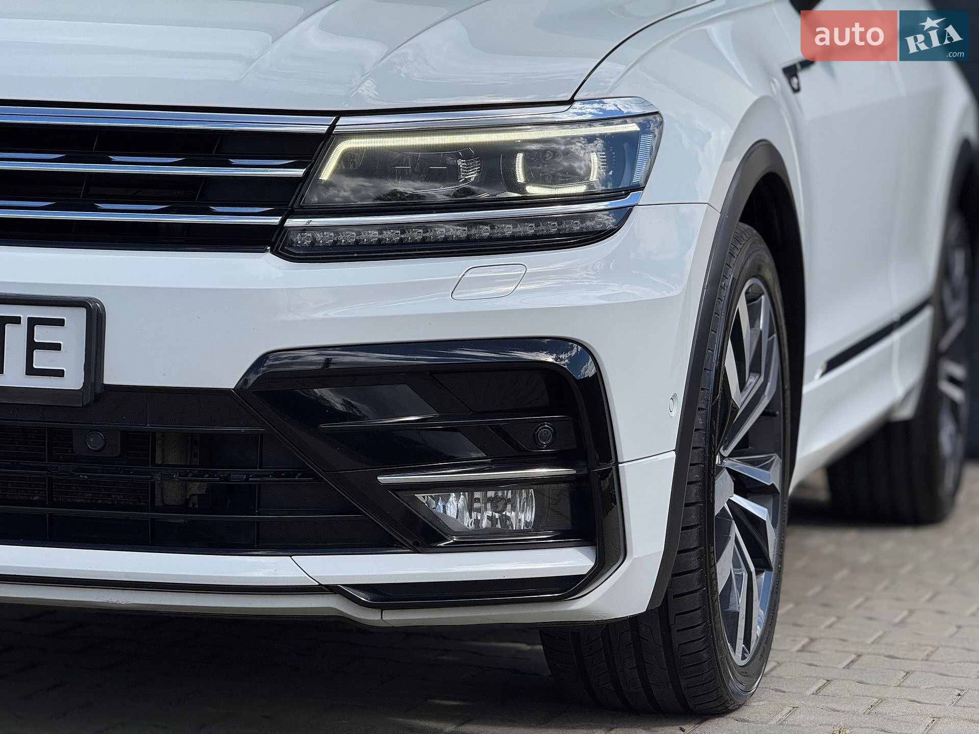 Volkswagen Tiguan 2019 VIN WVGZZZ5NZLW814441 фото оголошення 57 з 98