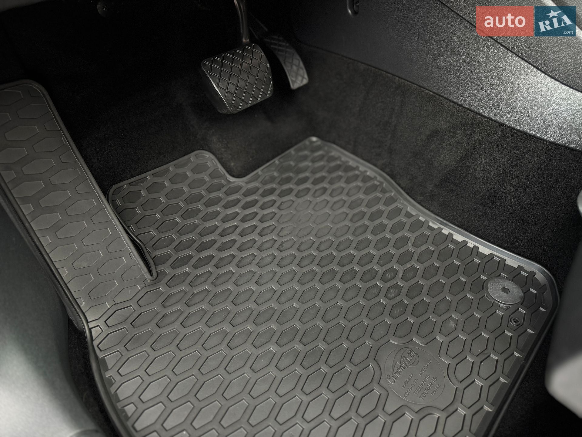 Volkswagen Tiguan 2019 VIN WVGZZZ5NZLW814441 фото оголошення 70 з 101