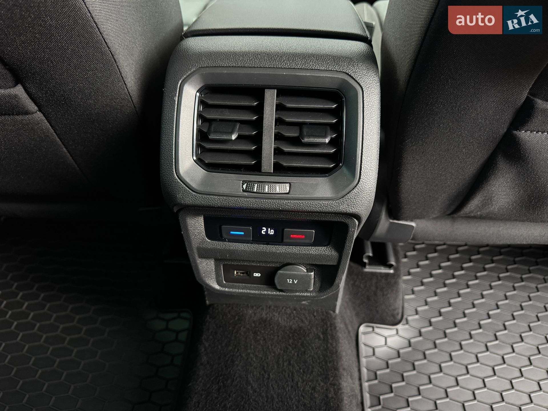 Volkswagen Tiguan 2019 VIN WVGZZZ5NZLW814441 фото оголошення 78 з 101