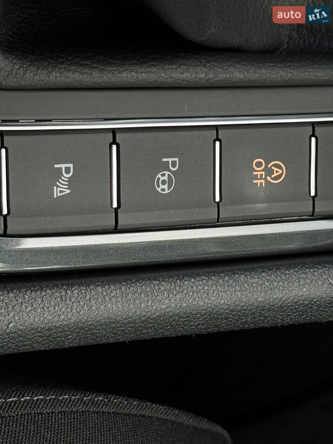 Volkswagen Tiguan 2019 VIN WVGZZZ5NZLW814441 фото оголошення 96 з 101