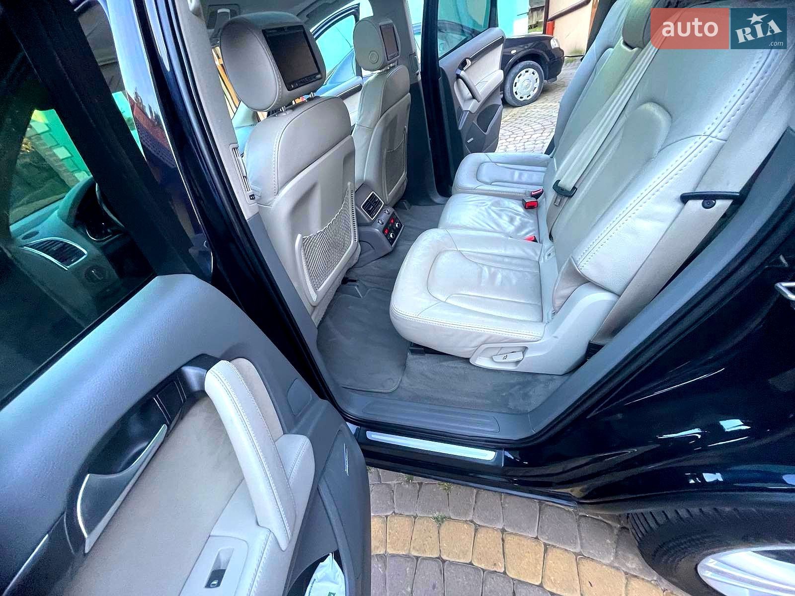 Audi Q7 2009 VIN WAUZZZ4L7AD000946 фото оголошення 17 з 58
