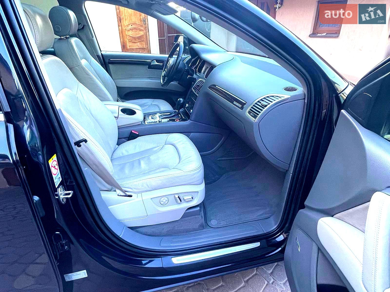 Audi Q7 2009 VIN WAUZZZ4L7AD000946 фото оголошення 27 з 58