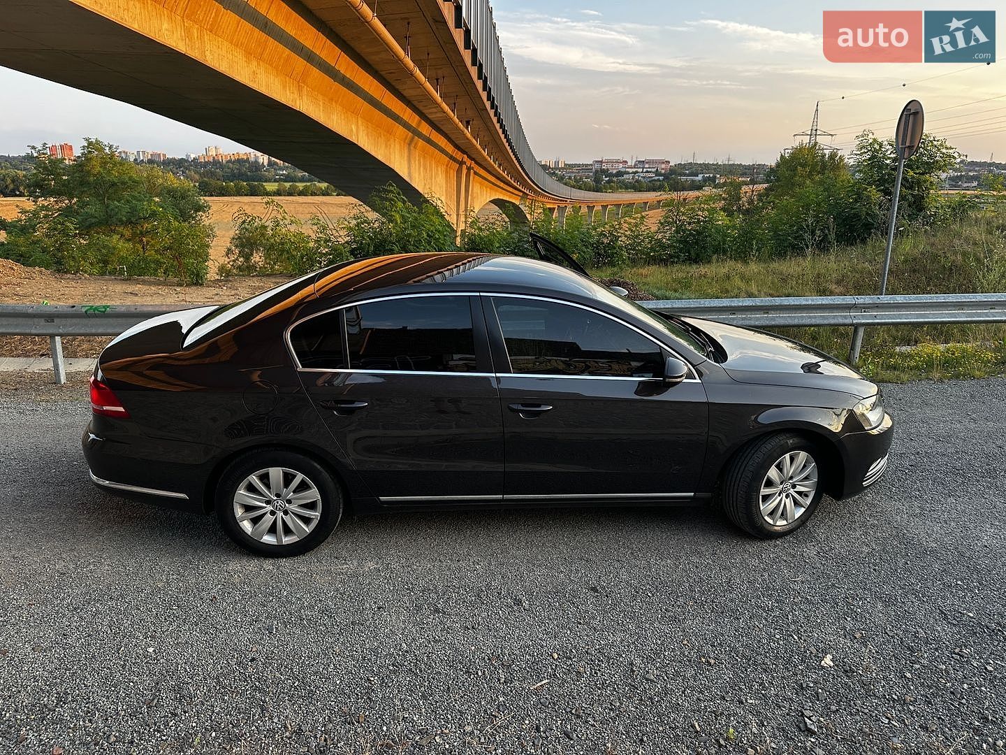Volkswagen Passat 2011 VIN WVWZZZ3CZBP303033 фото оголошення 4 з 12