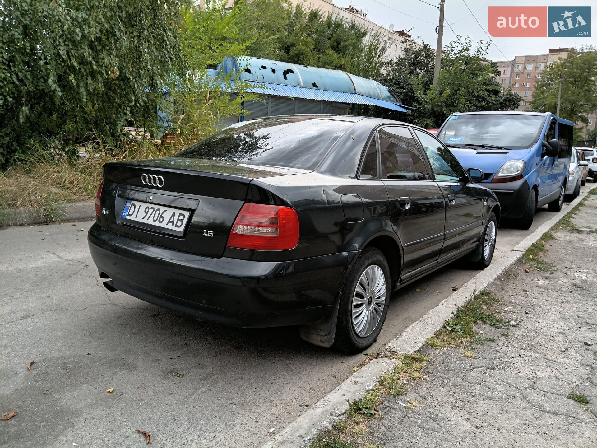 Audi A4 1999 VIN WAUZZZ8DZXA272457 фото оголошення 4 з 14