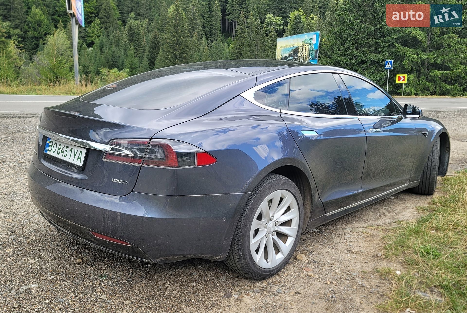 Tesla Model S 2018 VIN 5YJSA1E24JF243240 фото оголошення 13 з 34
