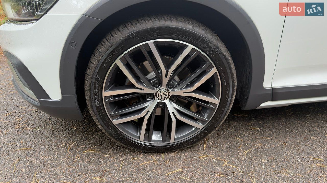 Volkswagen Passat 2021 VIN WVWZZZ3CZME106586 фото оголошення 4 з 45