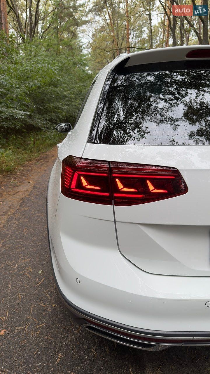 Volkswagen Passat 2021 VIN WVWZZZ3CZME106586 фото оголошення 6 з 45