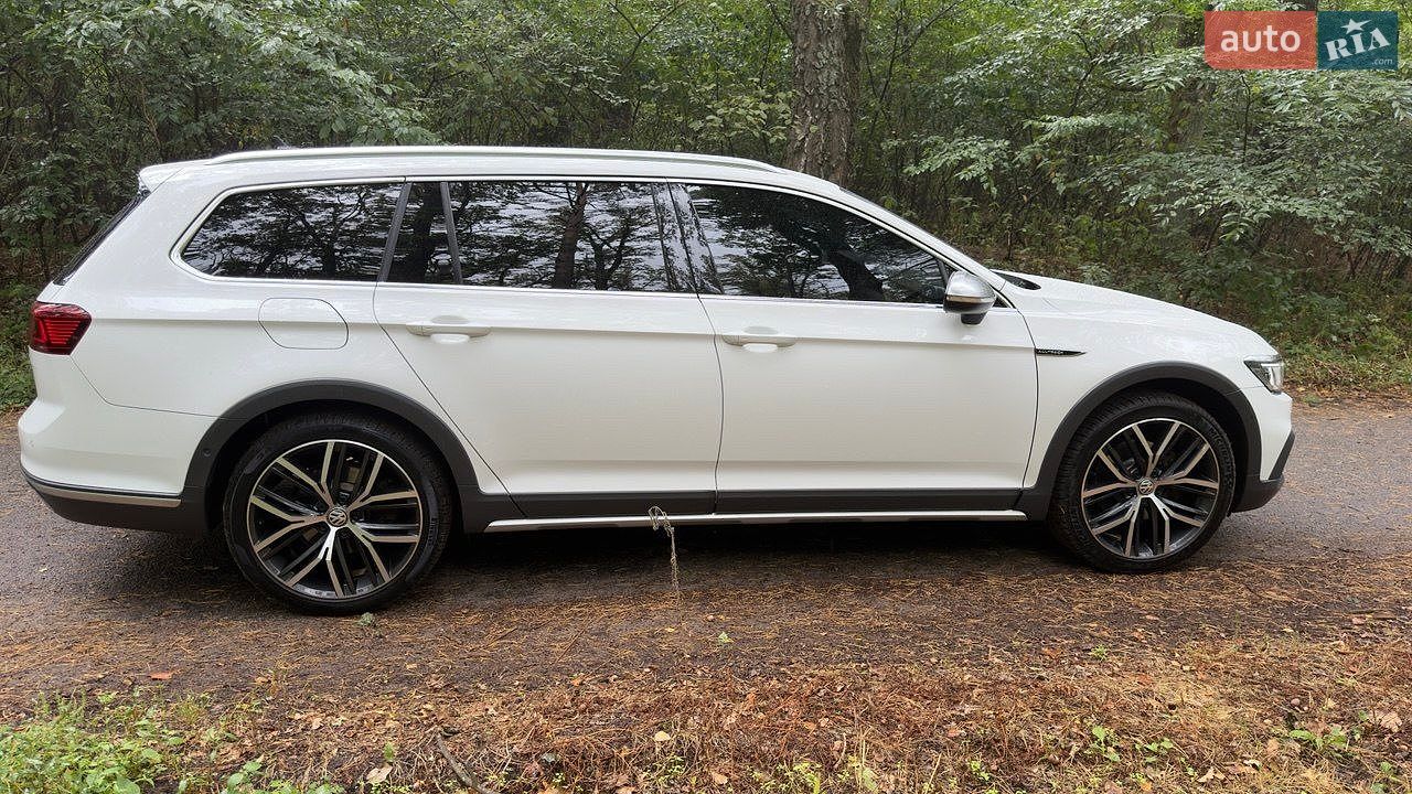 Volkswagen Passat 2021 VIN WVWZZZ3CZME106586 фото оголошення 17 з 45