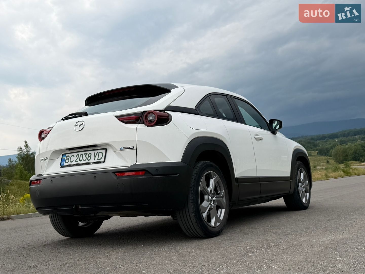 Mazda MX-30 2021 VIN JMZDR1WBJ00116348 фото оголошення 2 з 48