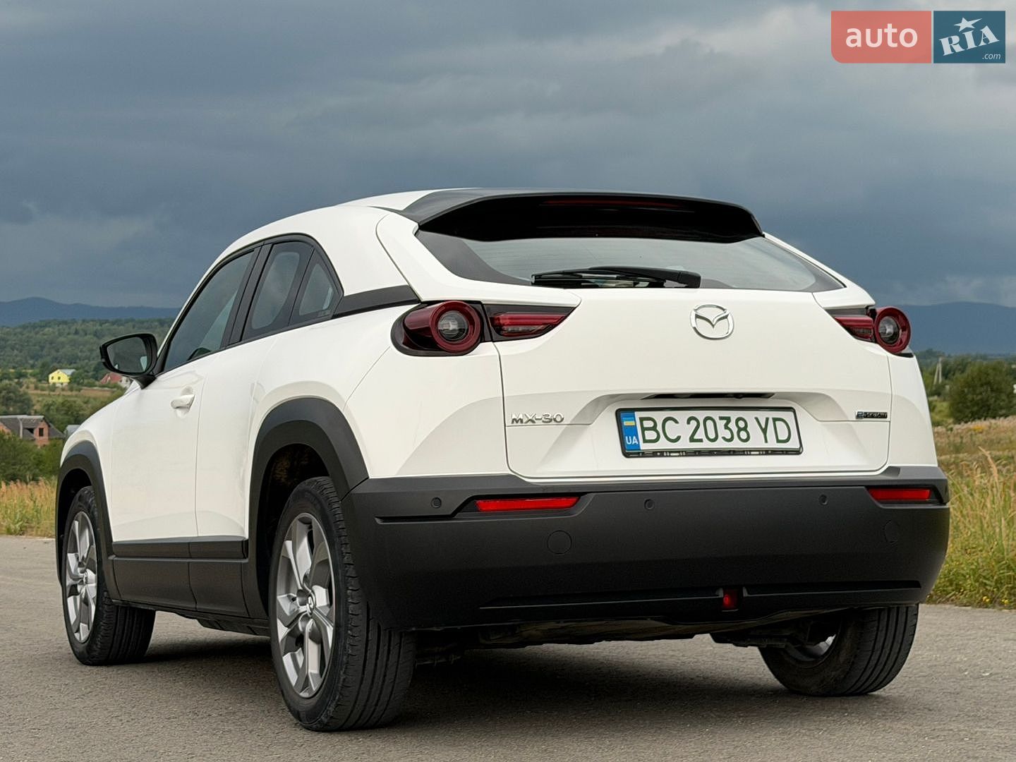 Mazda MX-30 2021 VIN JMZDR1WBJ00116348 фото оголошення 9 з 48