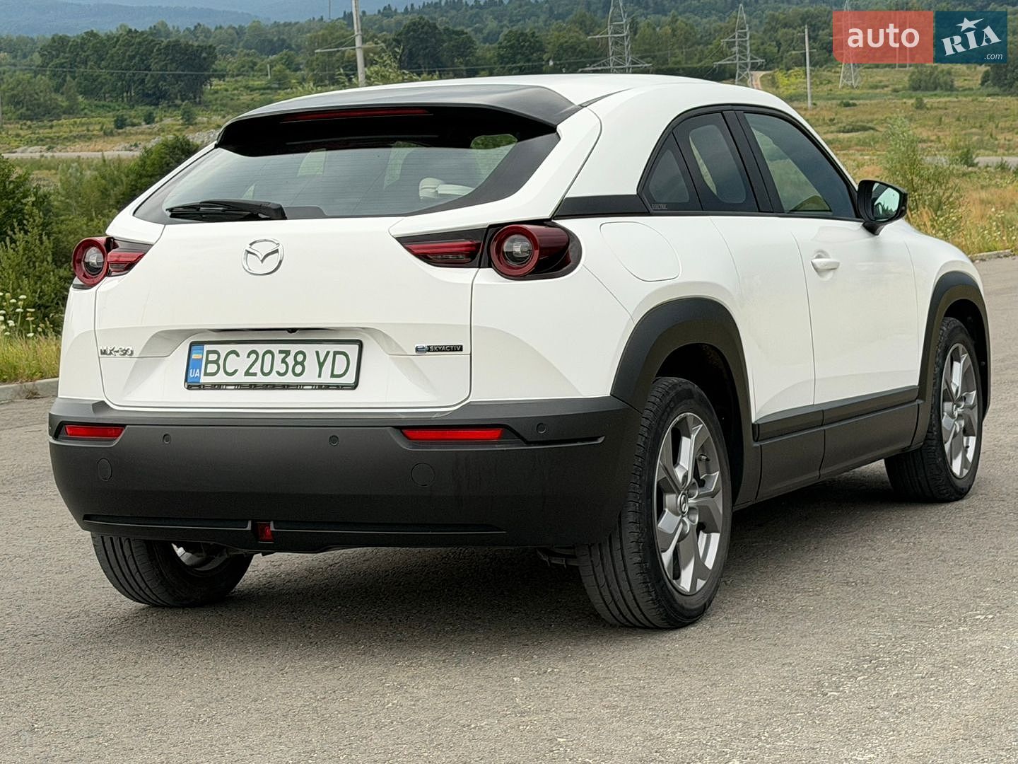 Mazda MX-30 2021 VIN JMZDR1WBJ00116348 фото оголошення 11 з 48