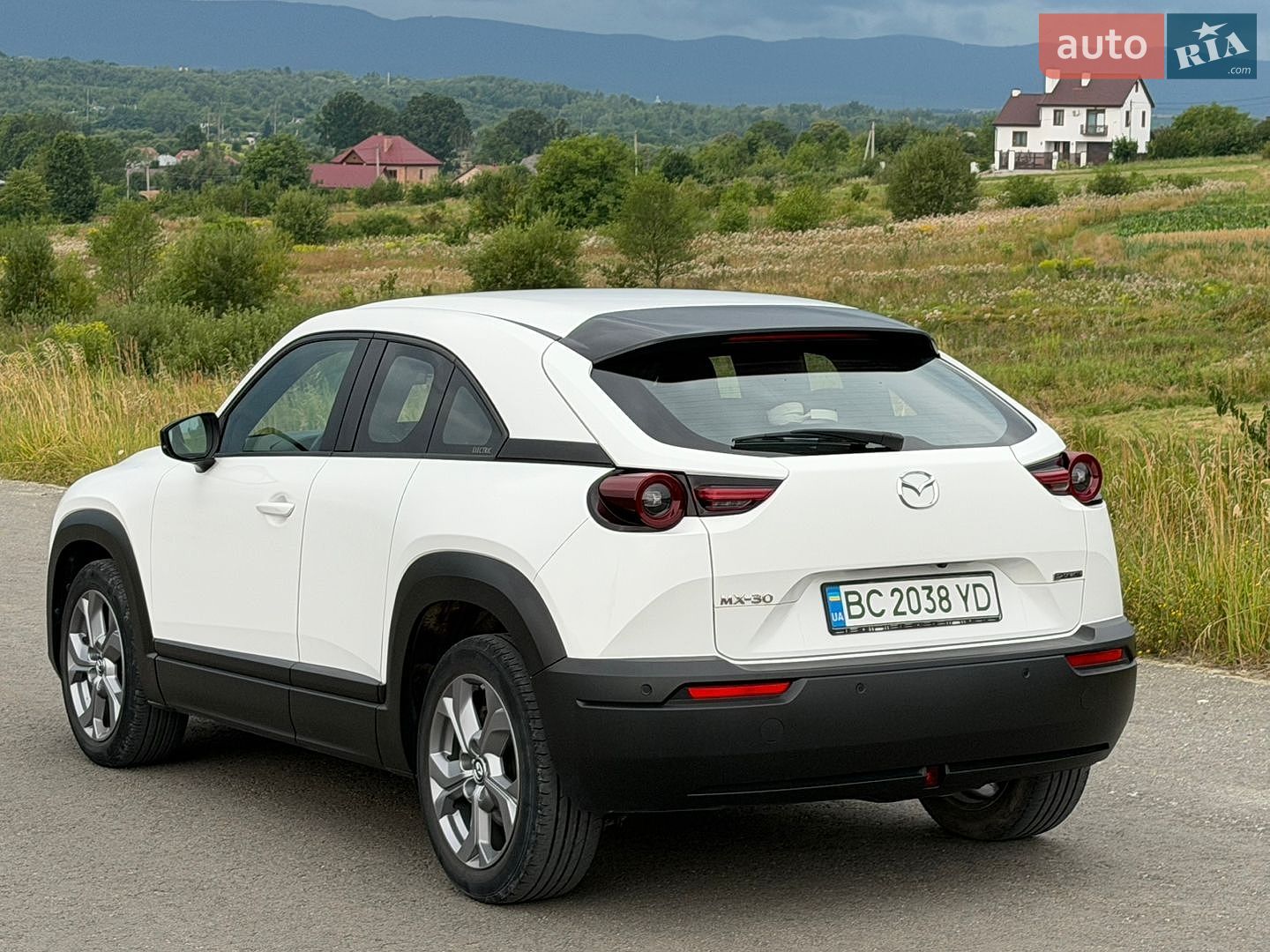 Mazda MX-30 2021 VIN JMZDR1WBJ00116348 фото оголошення 12 з 48