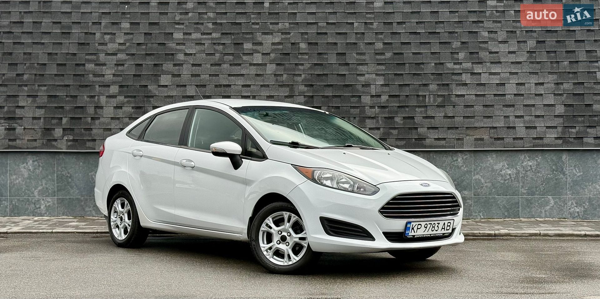 Ford Fiesta 2015 VIN 3FADP4BJ2FM204482 фото оголошення 8 з 31