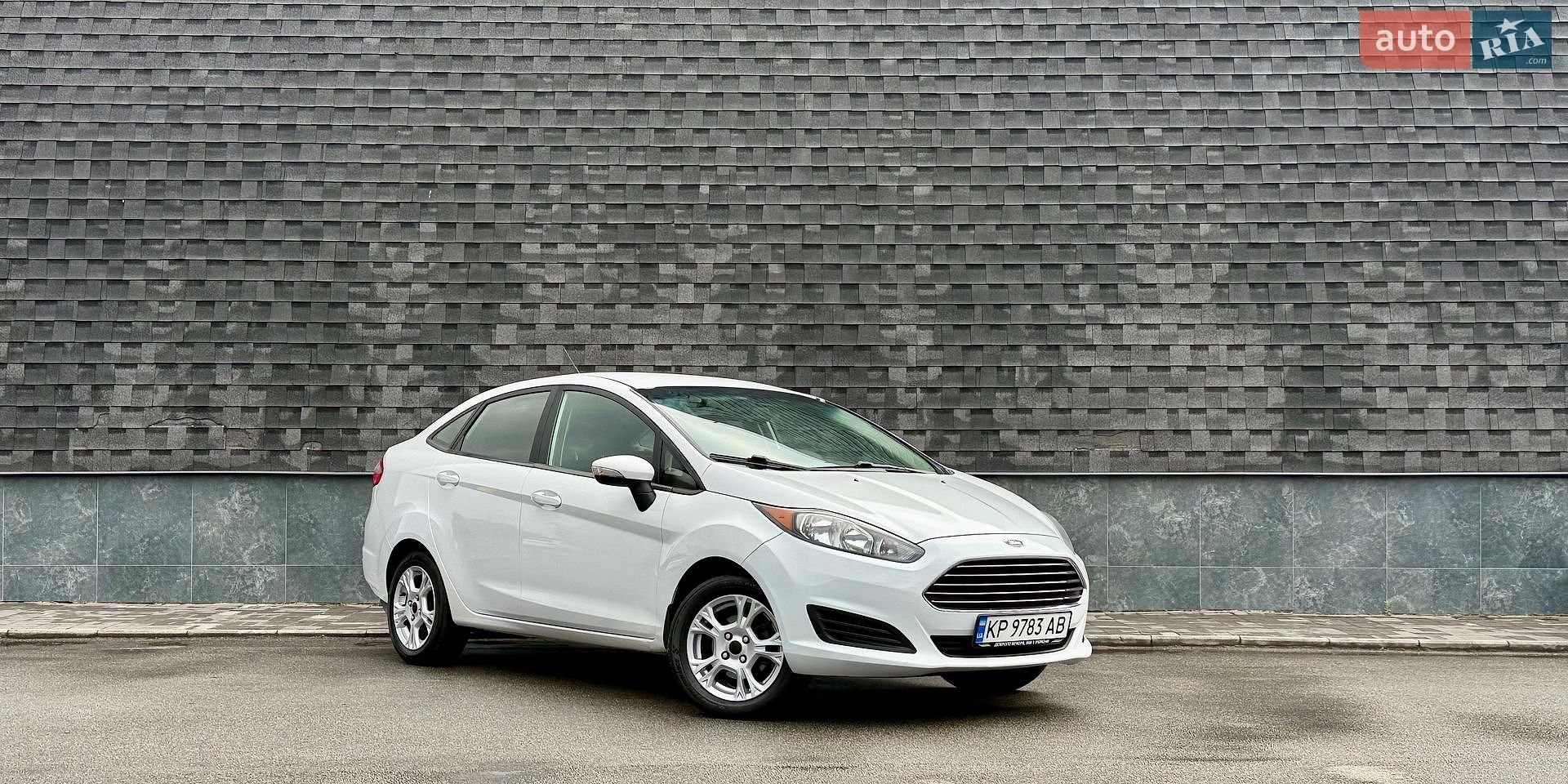 Ford Fiesta 2015 VIN 3FADP4BJ2FM204482 фото оголошення 9 з 31