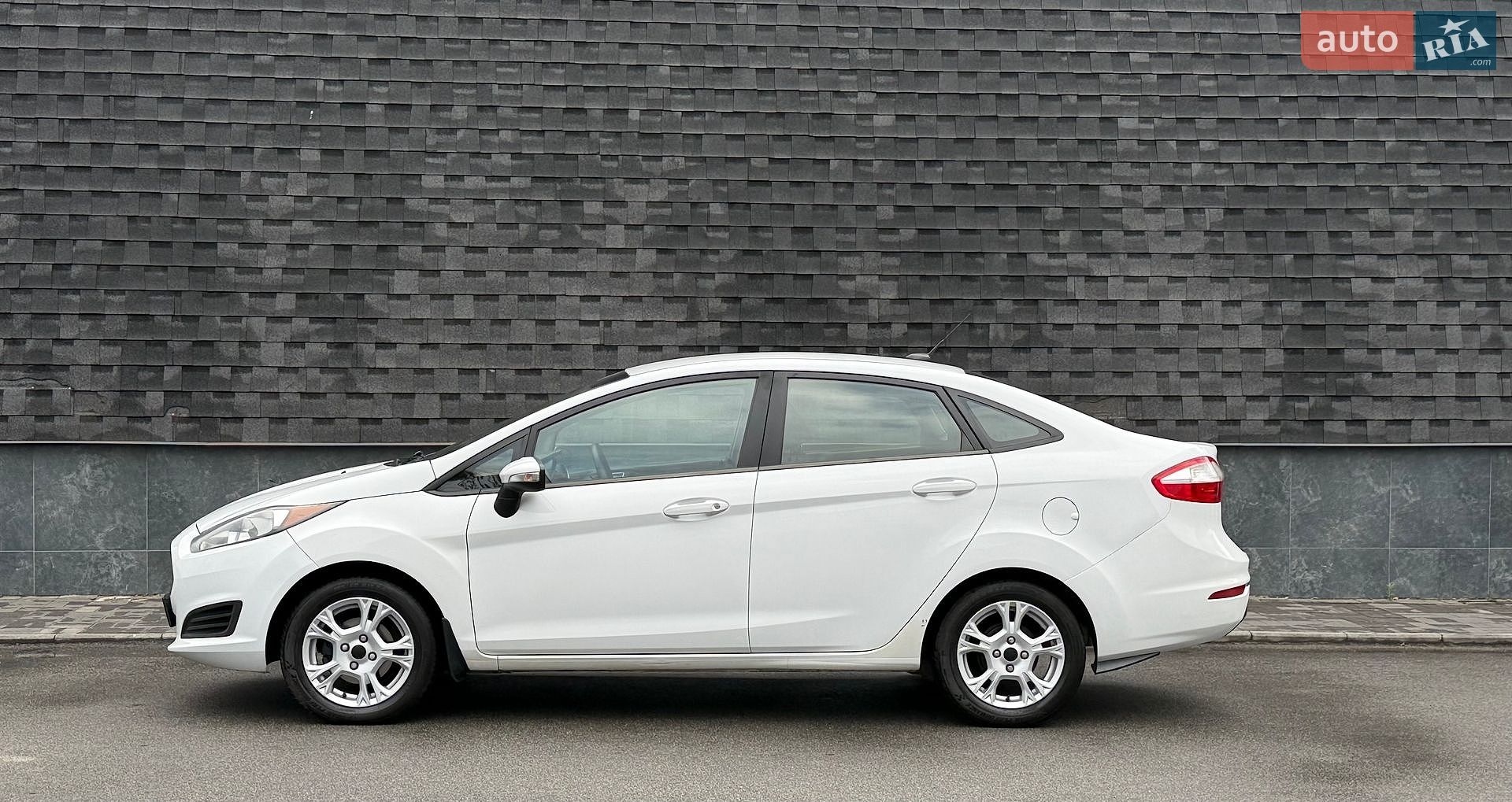 Ford Fiesta 2015 VIN 3FADP4BJ2FM204482 фото оголошення 13 з 31