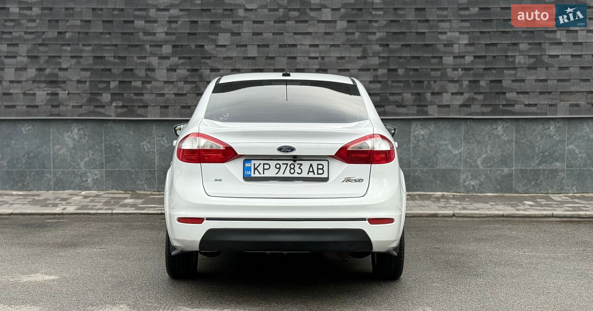 Ford Fiesta 2015 VIN 3FADP4BJ2FM204482 фото оголошення 17 з 31