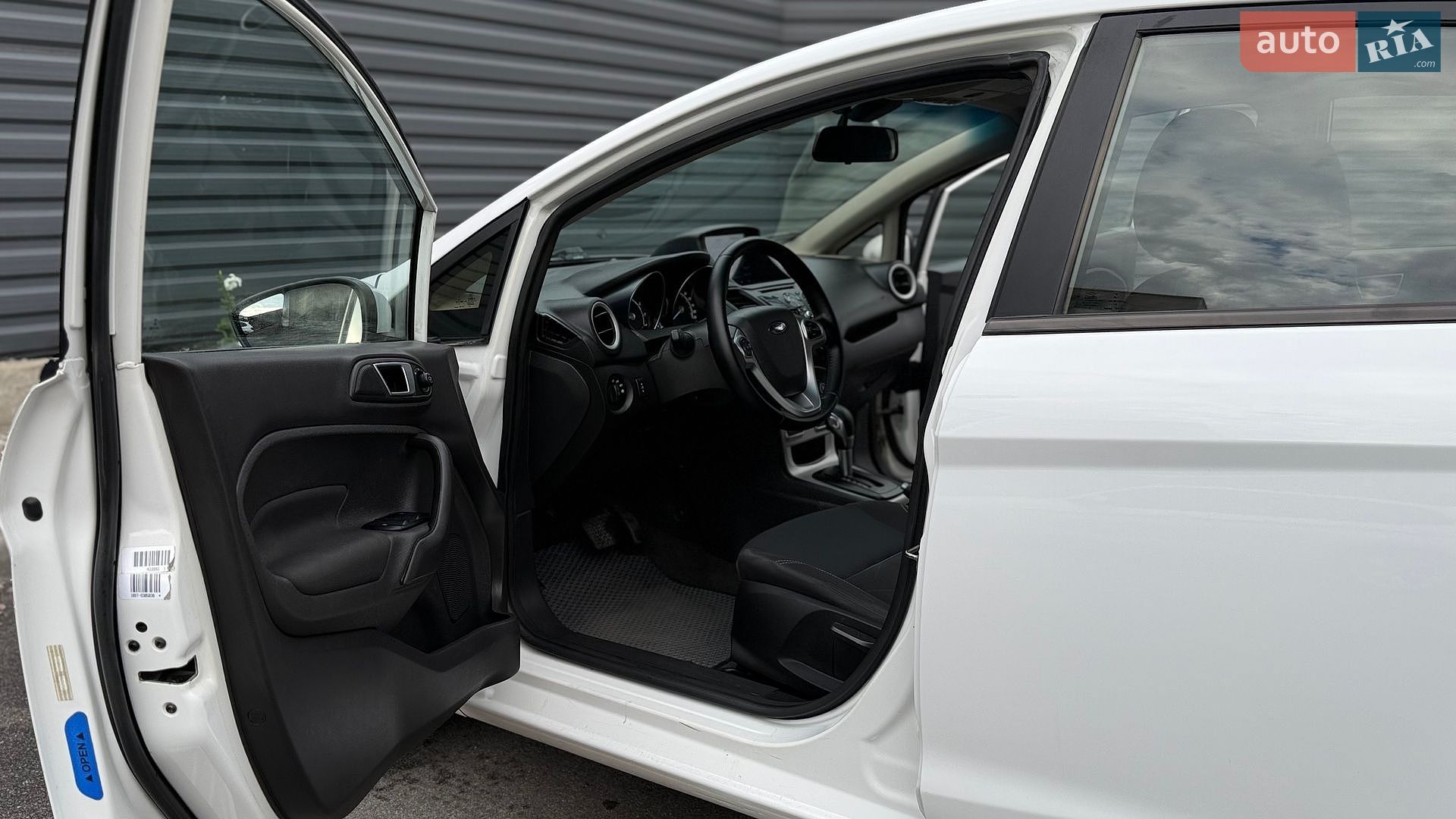 Ford Fiesta 2015 VIN 3FADP4BJ2FM204482 фото оголошення 22 з 31