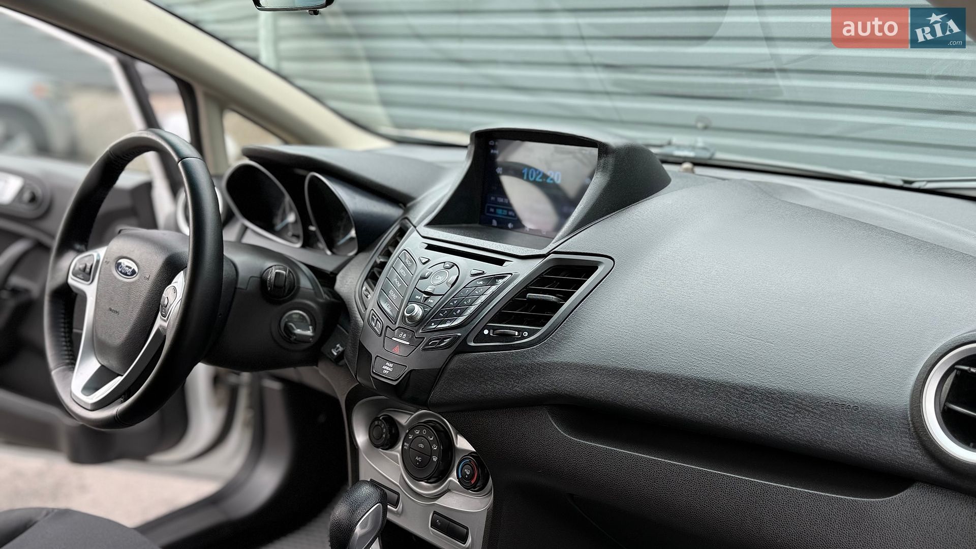 Ford Fiesta 2015 VIN 3FADP4BJ2FM204482 фото оголошення 24 з 31