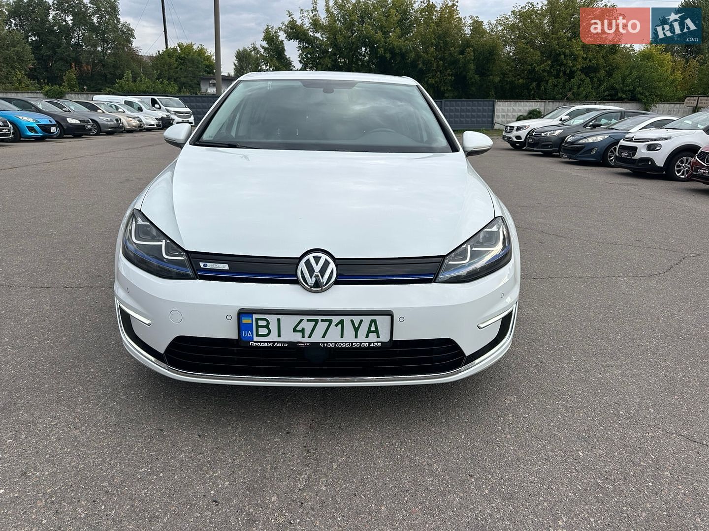 Volkswagen e-Golf 2014 VIN WVWZZZAUZFW901207 фото оголошення 2 з 25