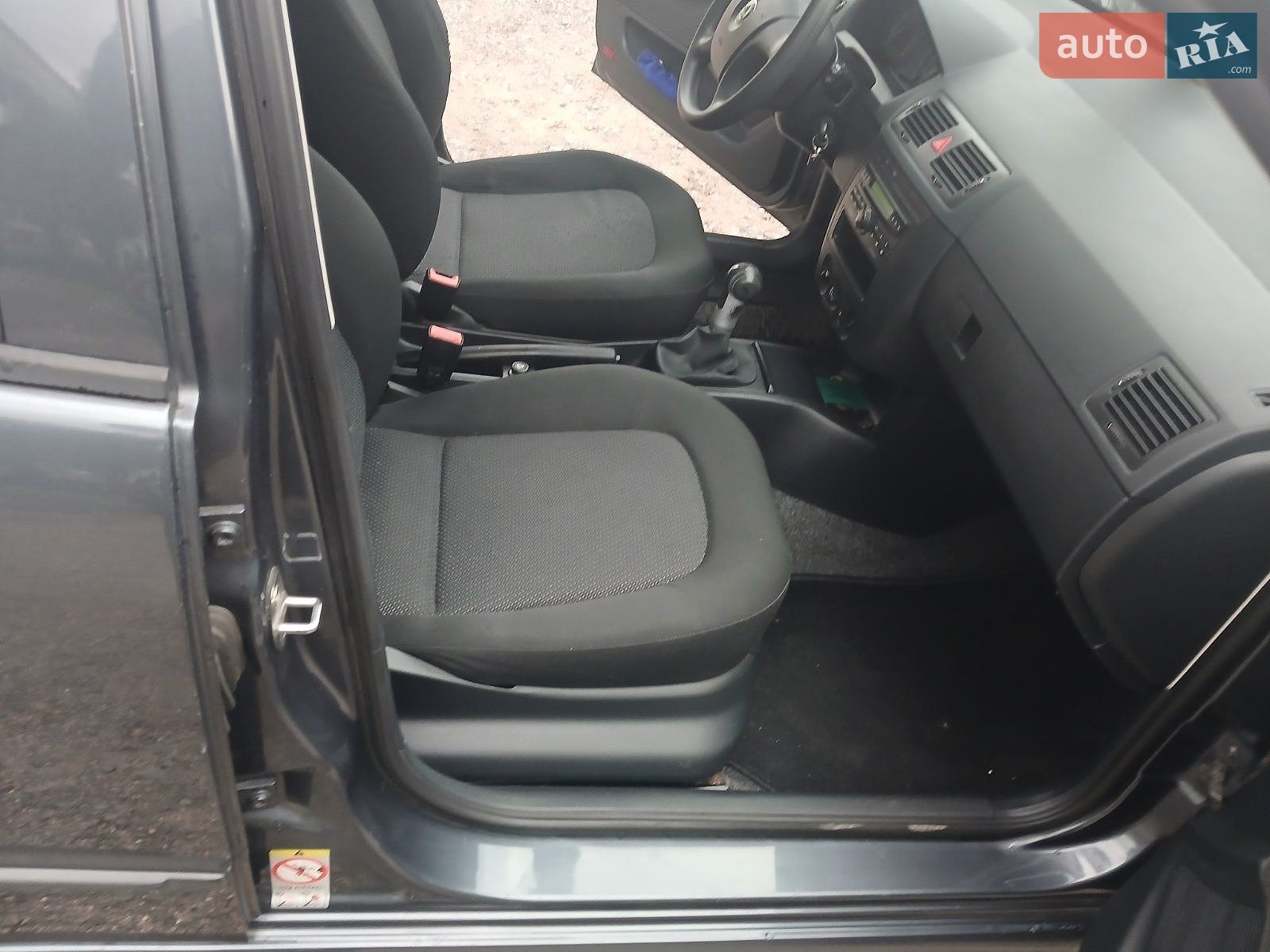Skoda Fabia 2007 VIN TMBHX26Y574147781 фото оголошення 24 з 98
