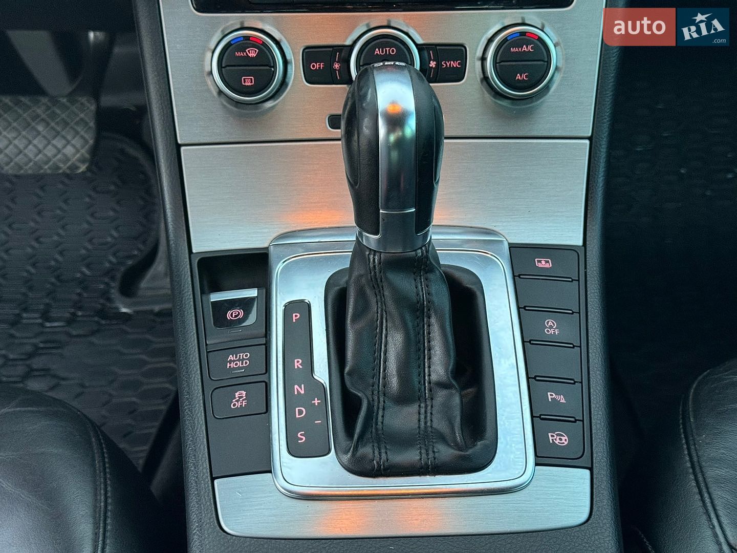 Volkswagen Passat 2012 VIN WVWZZZ3CZDP011248 фото оголошення 13 з 22