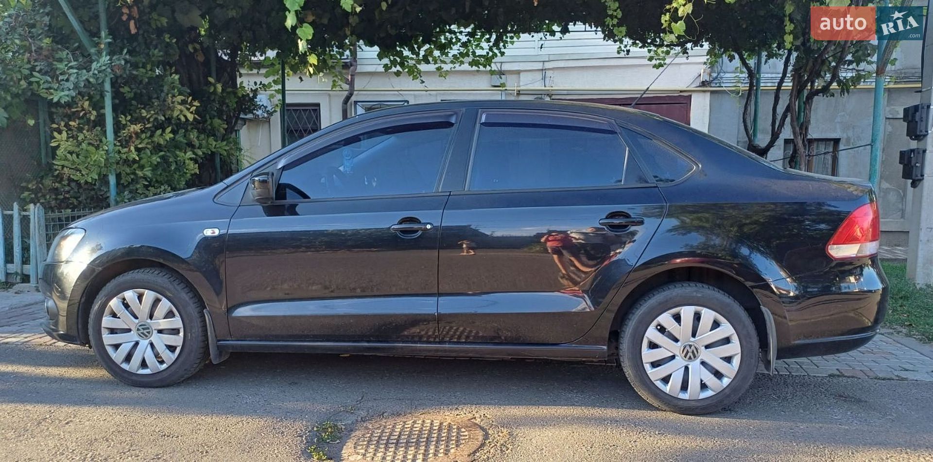 Volkswagen Polo 2012 VIN XW8ZZZ61ZCG040139 фото оголошення 2 з 4