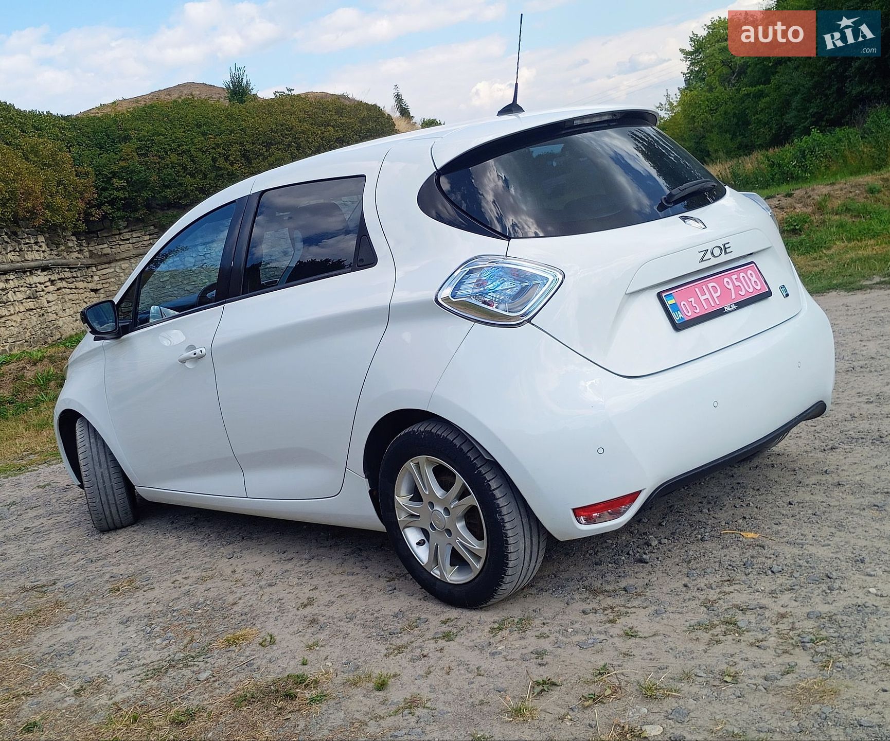 Renault Zoe 2015 VIN VF1AGVYB053401300 фото оголошення 4 з 6