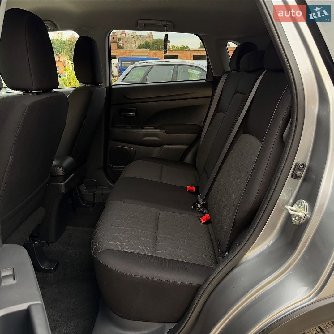Mitsubishi ASX 2020 VIN JA4AJ4AW0LU604778 фото оголошення 12 з 21