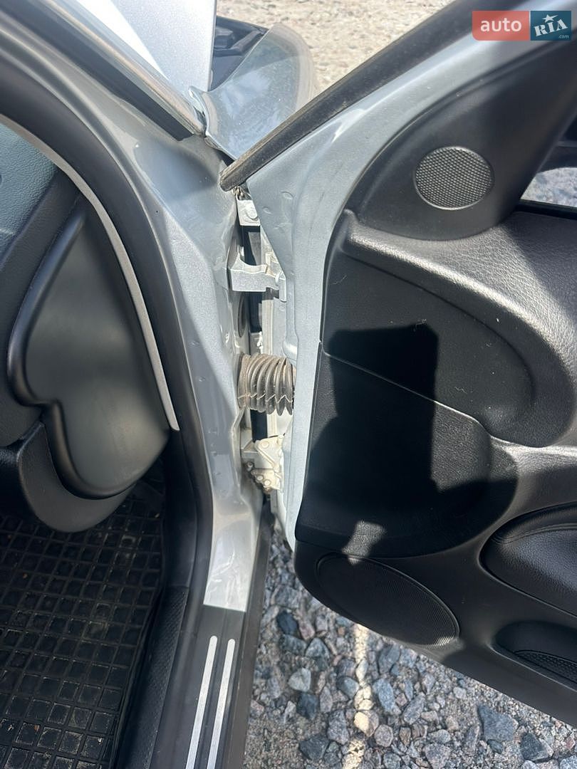 Volkswagen Passat 2003 VIN WVWZZZ3BZ4P145908 фото оголошення 25 з 26