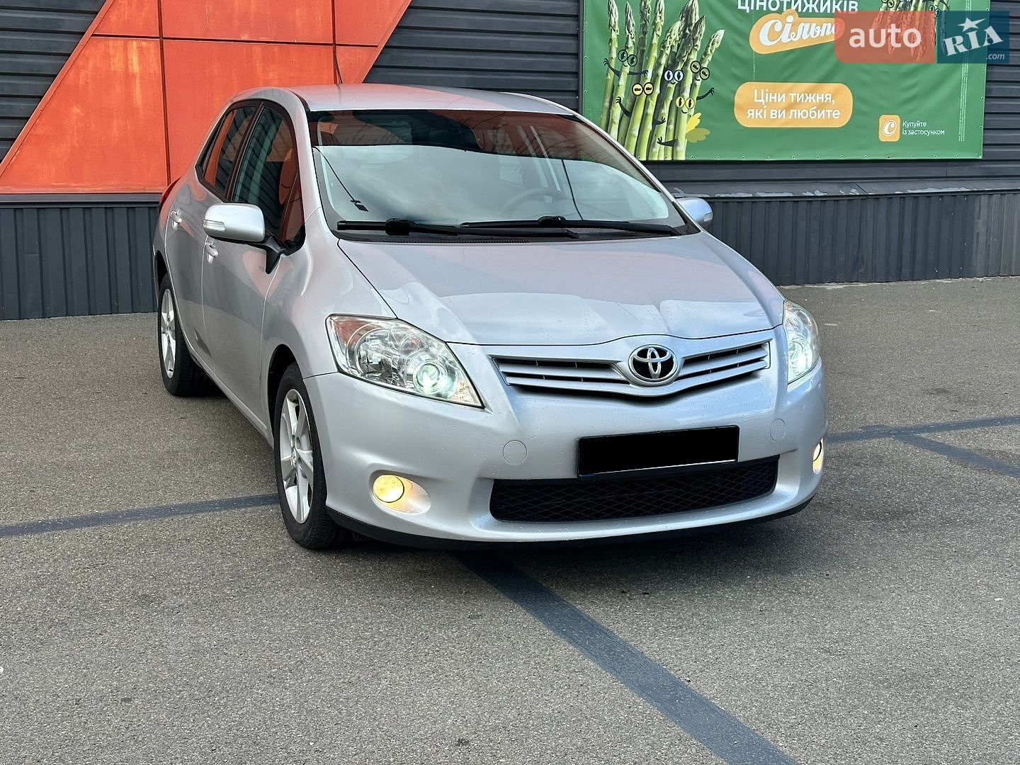Toyota Auris 2011 VIN NMTKV56E50R070910 фото оголошення 4 з 16
