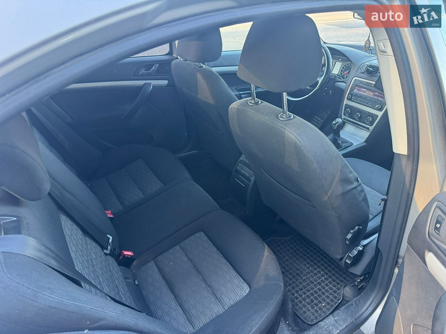 Skoda Octavia 2010 VIN TMBCT61Z3B2046921 фото оголошення 7 з 20
