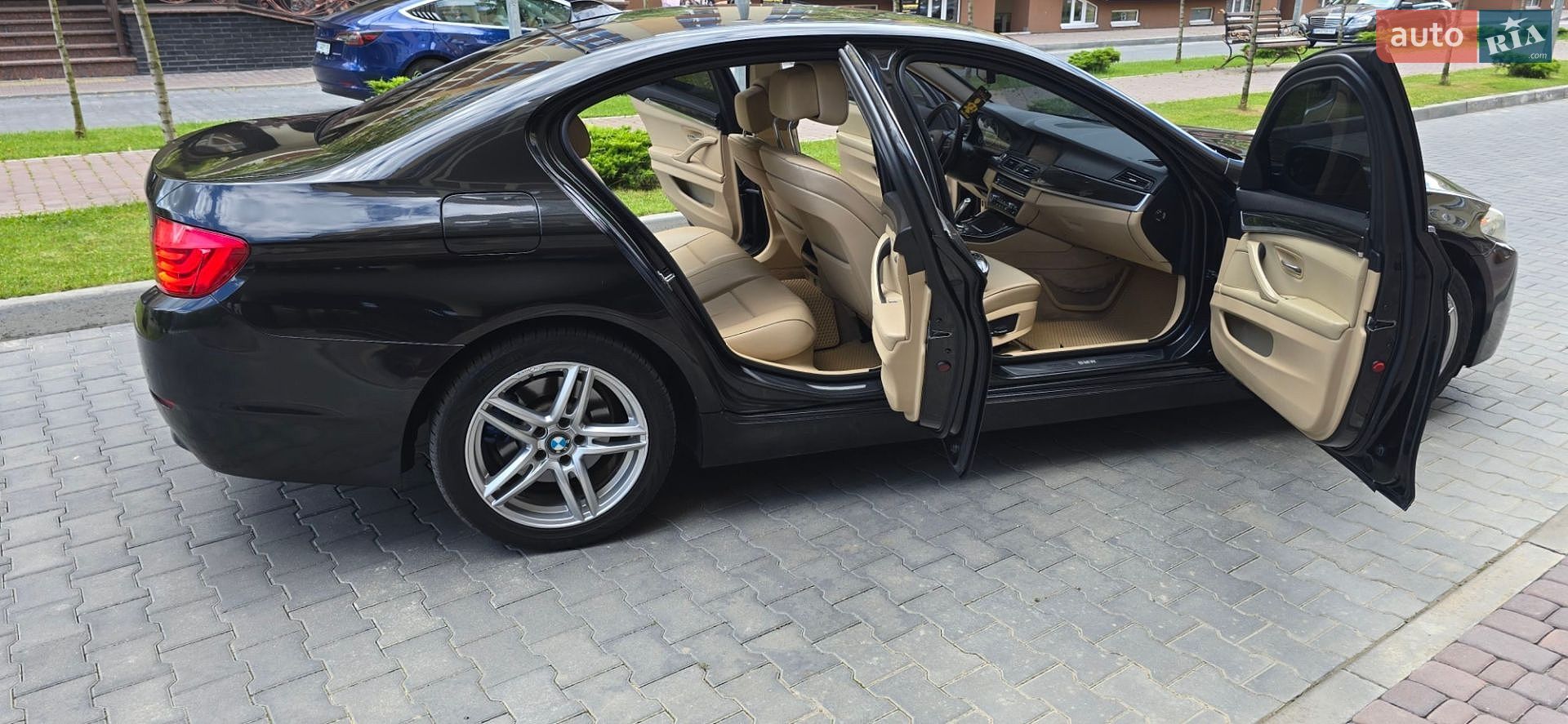BMW 5 Series 2010 VIN WBAFW31030C556162 фото оголошення 74 з 83