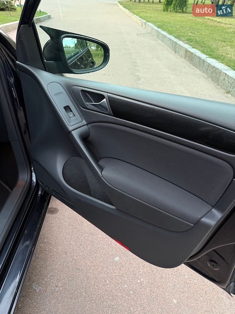 Volkswagen Golf 2009 VIN WVWZZZ1KZAW176993 фото оголошення 29 з 46