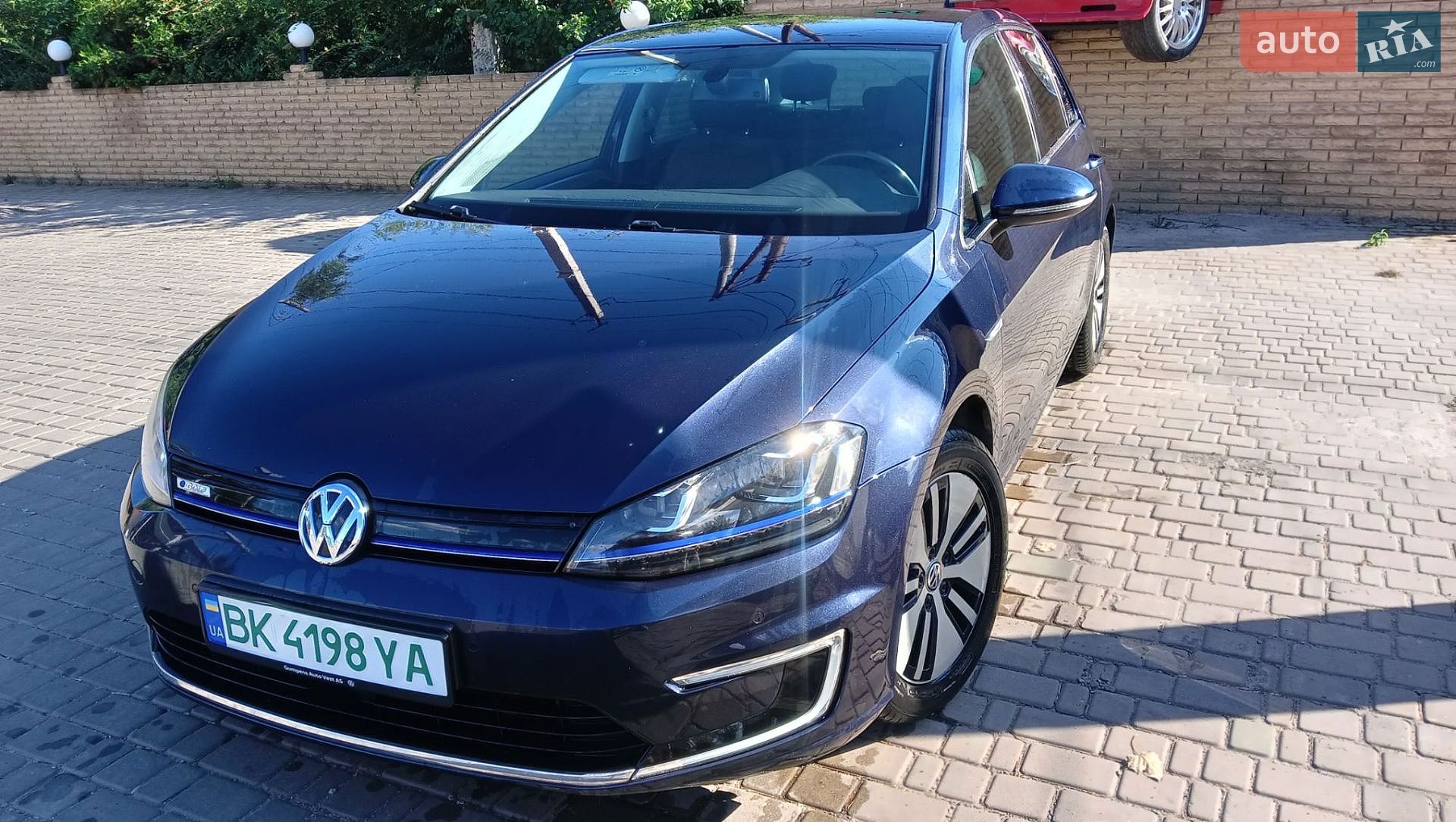 Volkswagen e-Golf 2015 VIN WVWZZZAUZFW910967 фото оголошення 8 з 14